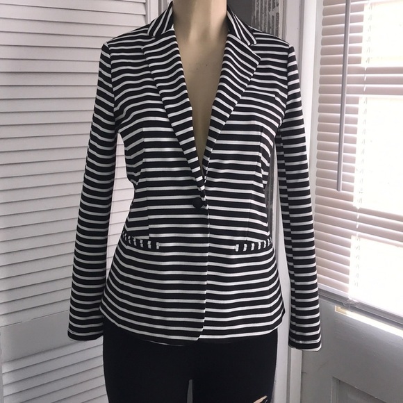Mossimo Supply Co. Jackets & Blazers - Mossimo black and white striped blazer.